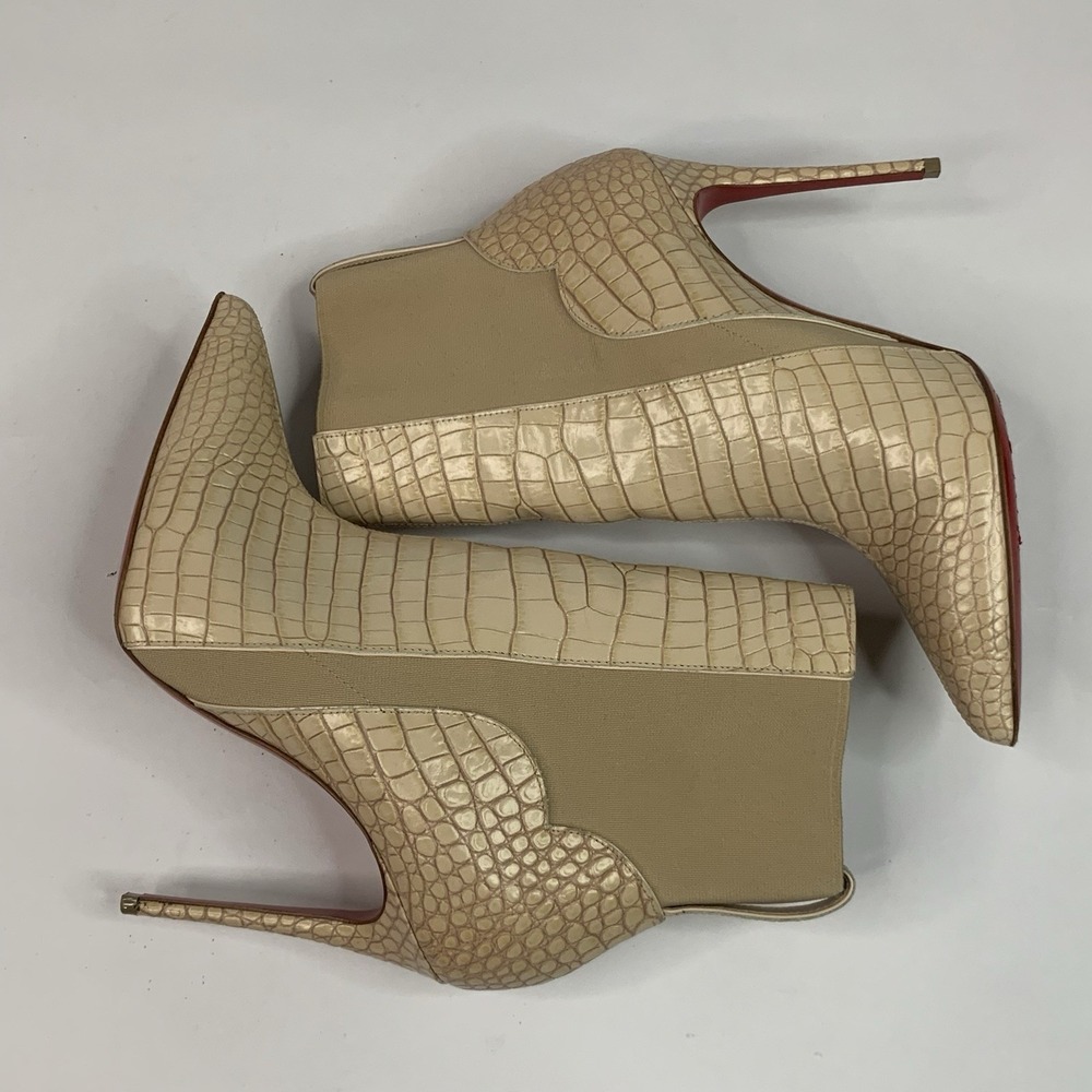 Christian Louboutin Chelsea Chick Booty 100 Calf Mini Crock Boots Leche Size 37 - Picture 10 of 14